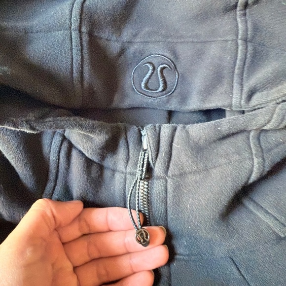 Lululemon Full Zip Scuba Hoodie 8 - Picture 5 of 9
